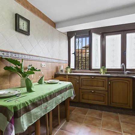 La Casuca, Entre Mar Y Montaña Udias