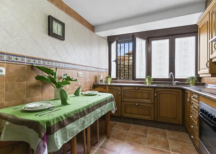 La Casuca, Entre Mar Y Montana Udias